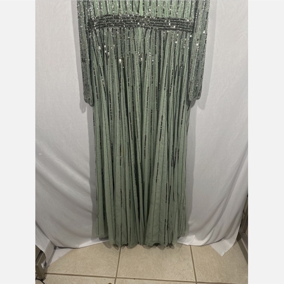 NEW $598 Mac Duggal [ 16 ] Sequined Illusion Long Sleeve A-line Gown‎ Sage Green - Picture 14 of 14